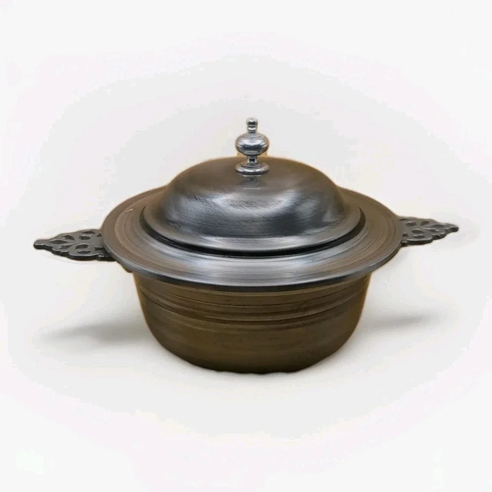 Vintage  Lazar 2 piece Bun Warmer Aluminum Serving Double‎ handle